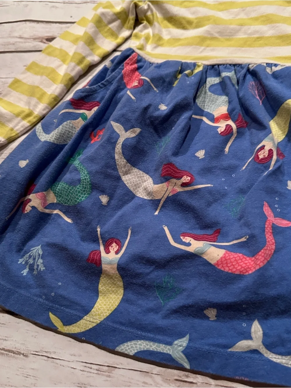 Mini Boden mermaid hopscotch fair for stains 3/4